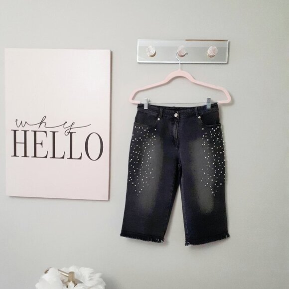 NWOT Christine Phillipe black wash denim shorts w/ faux pearl & crystals, 4 - Picture 2 of 11